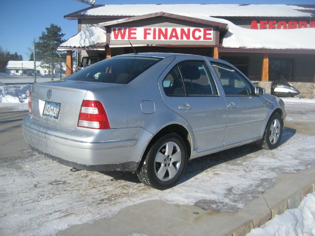 Volkswagen Jetta 2004 photo 1