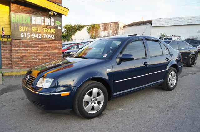 Volkswagen Jetta 2004 photo 2