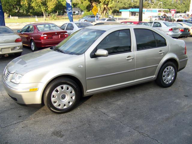 Volkswagen Jetta 2004 photo 2