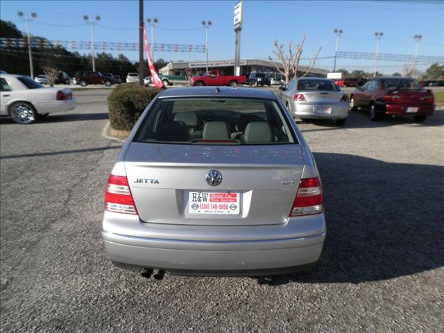 Volkswagen Jetta 2004 photo 3