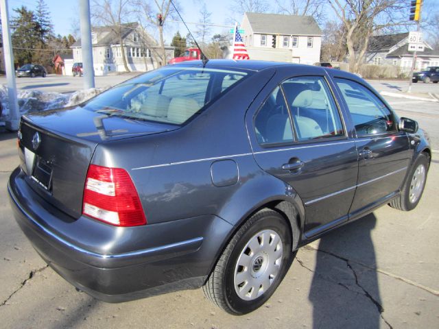 Volkswagen Jetta 2004 photo 2