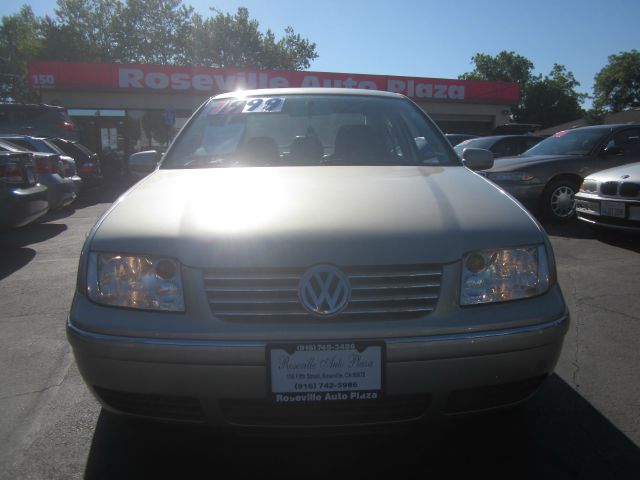 Volkswagen Jetta 2004 photo 3