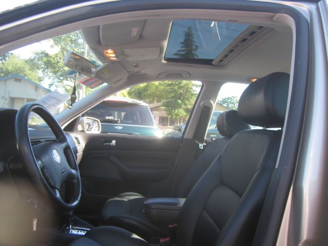 Volkswagen Jetta 2004 photo 6