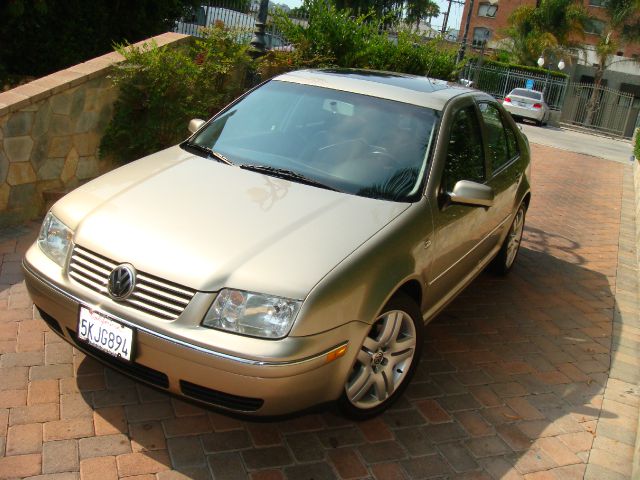 Volkswagen Jetta 2004 photo 2