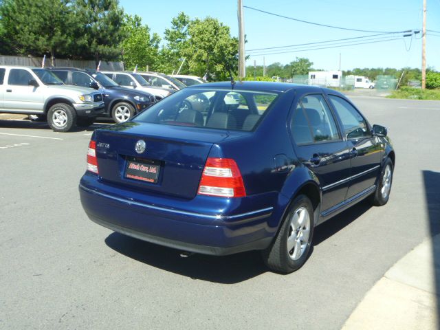 Volkswagen Jetta 2004 photo 18