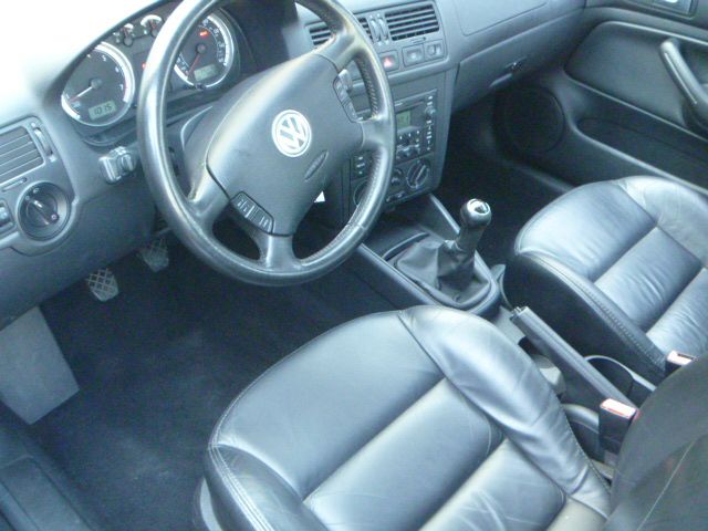 Volkswagen Jetta 2004 photo 24