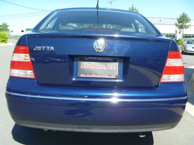 Volkswagen Jetta 2004 photo 5