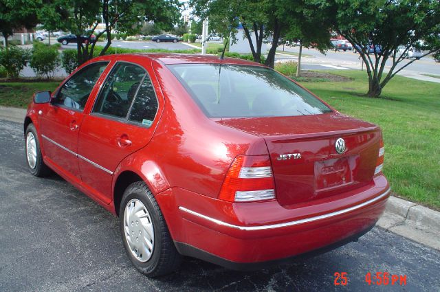 Volkswagen Jetta 2004 photo 3