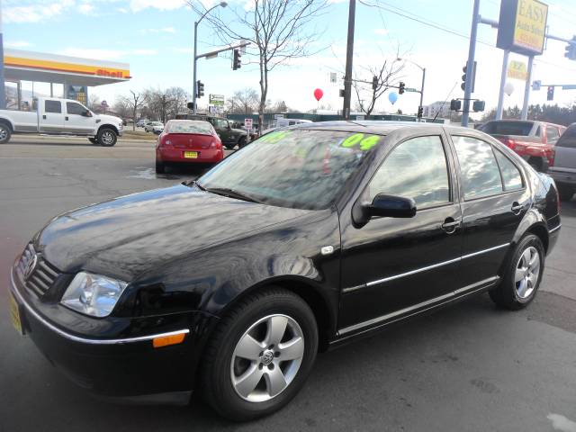 Volkswagen Jetta FWD 4dr Sport Sedan