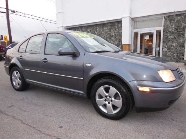 Volkswagen Jetta 2004 photo 1