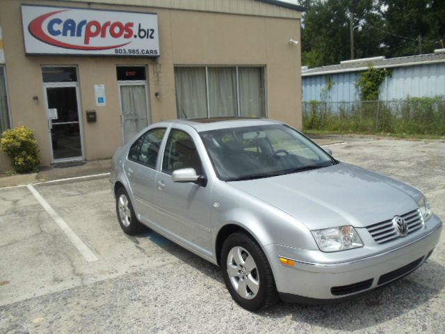 Volkswagen Jetta 2004 photo 2