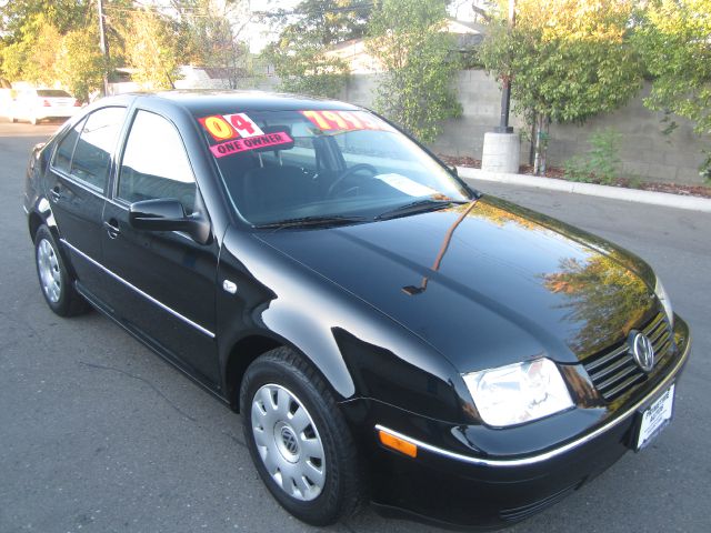 Volkswagen Jetta 2004 photo 3