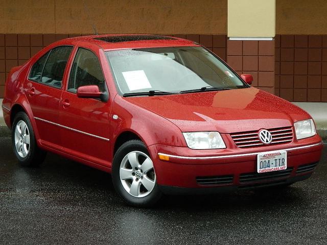 Volkswagen Jetta FWD 4dr Sport Sedan