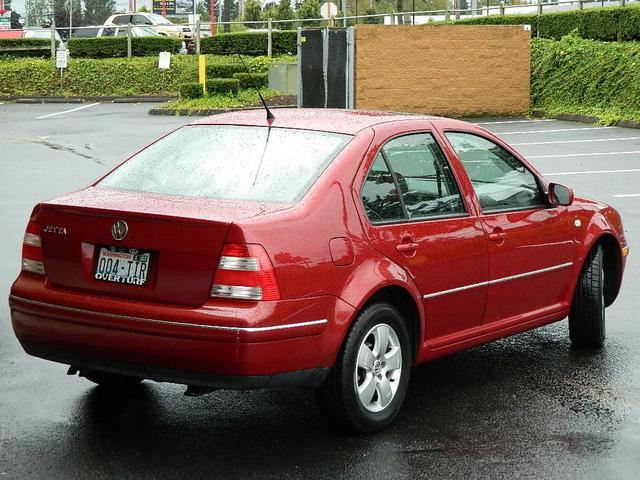 Volkswagen Jetta 2004 photo 1