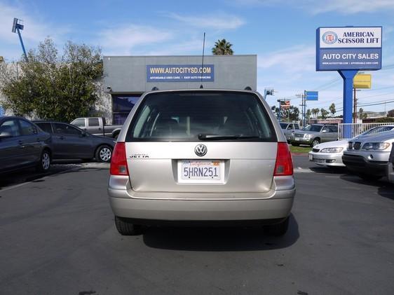 Volkswagen Jetta 2004 photo 3