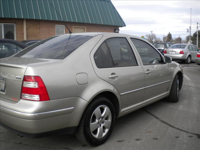 Volkswagen Jetta 2004 photo 3