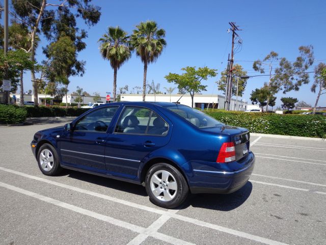 Volkswagen Jetta 2004 photo 1