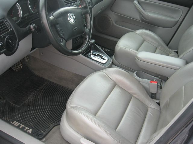 Volkswagen Jetta 2004 photo 13