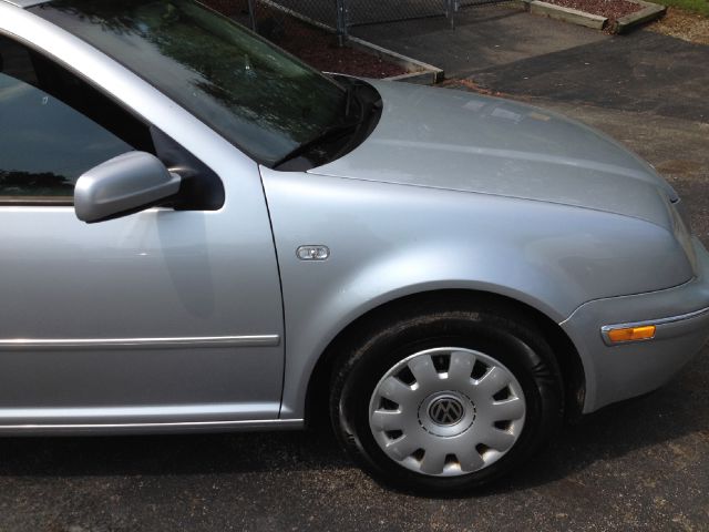 Volkswagen Jetta 2004 photo 24