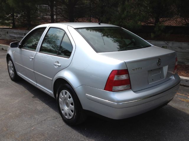 Volkswagen Jetta 2004 photo 69