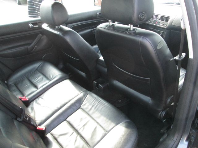 Volkswagen Jetta 2004 photo 1