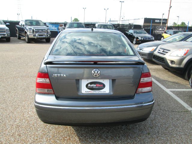 Volkswagen Jetta 2004 photo 12