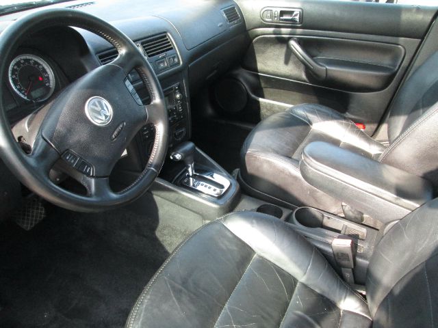 Volkswagen Jetta 2004 photo 9