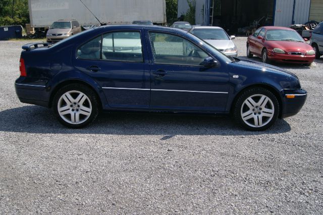 Volkswagen Jetta 2004 photo 2