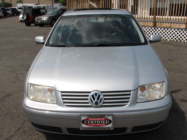 Volkswagen Jetta 2004 photo 11