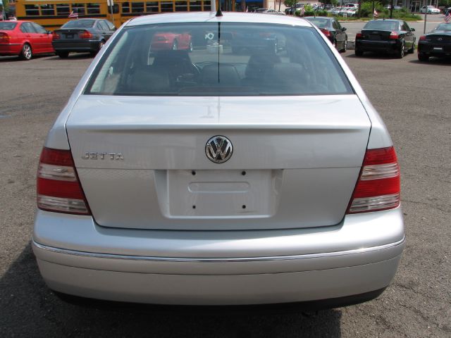 Volkswagen Jetta 2004 photo 14