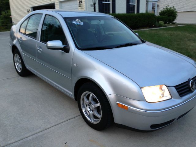 Volkswagen Jetta 2004 photo 1