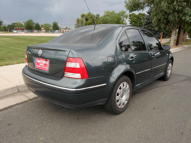 Volkswagen Jetta 2004 photo 2