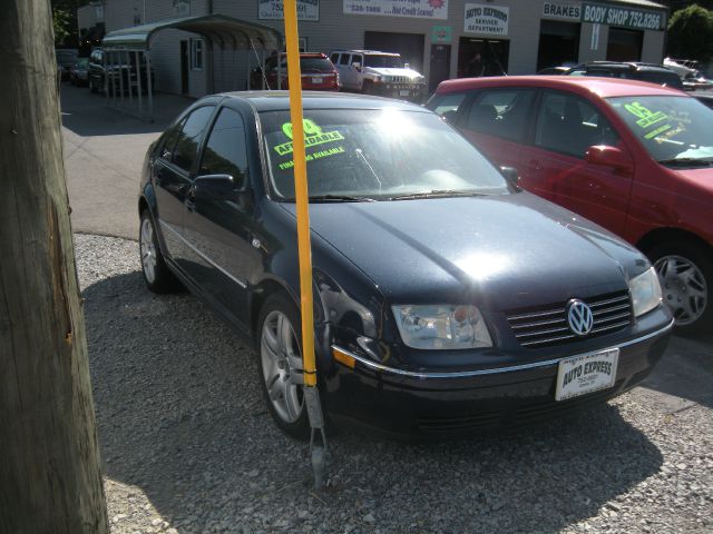 Volkswagen Jetta King Cab 4WD Sedan