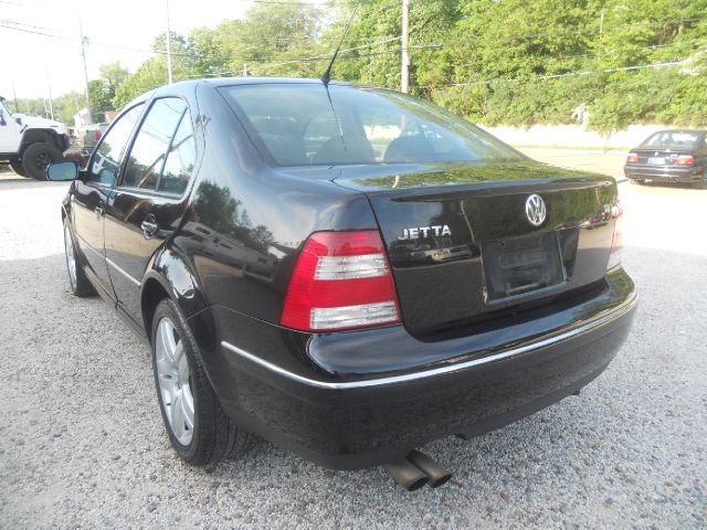 Volkswagen Jetta 2004 photo 36