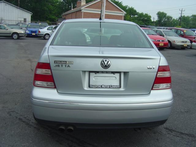 Volkswagen Jetta 2004 photo 4