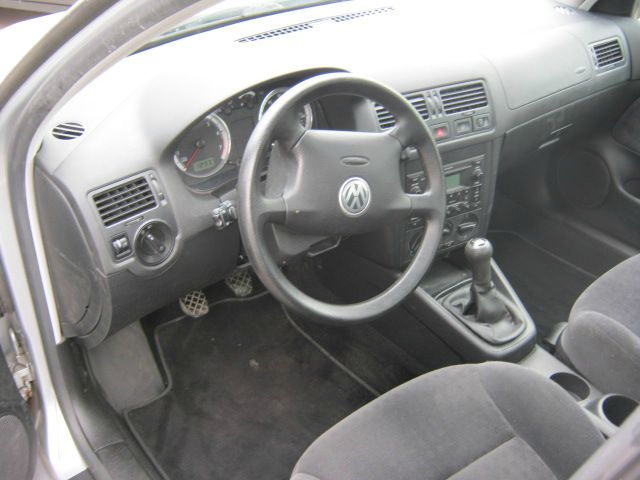 Volkswagen Jetta 2004 photo 1