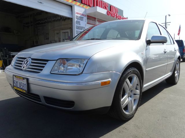 Volkswagen Jetta King Cab 4WD Sedan