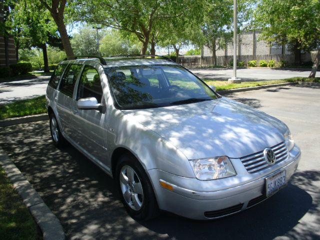 Volkswagen Jetta 2004 photo 3