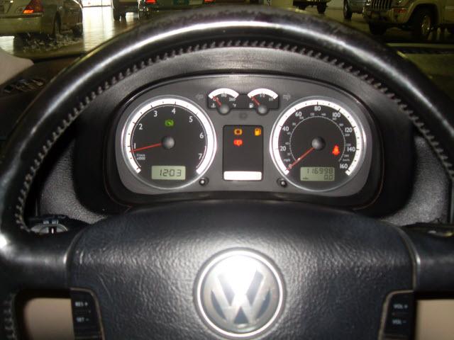 Volkswagen Jetta 2004 photo 3