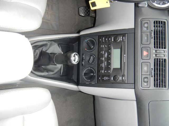 Volkswagen Jetta 2004 photo 14