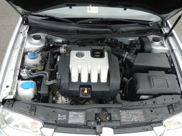 Volkswagen Jetta 2004 photo 17