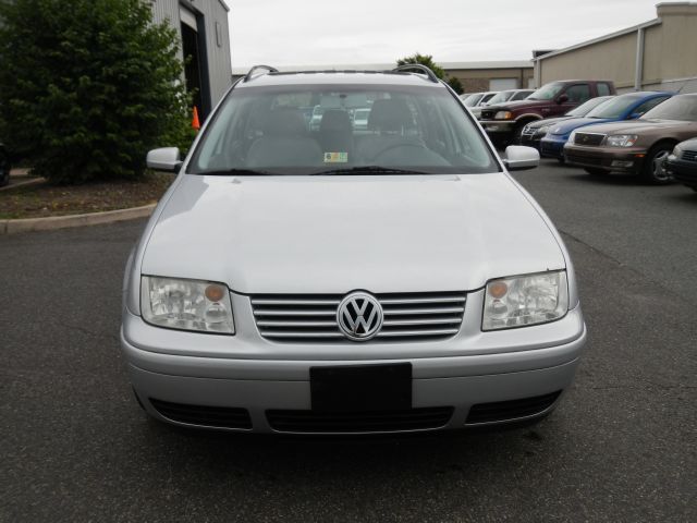 Volkswagen Jetta 2004 photo 2