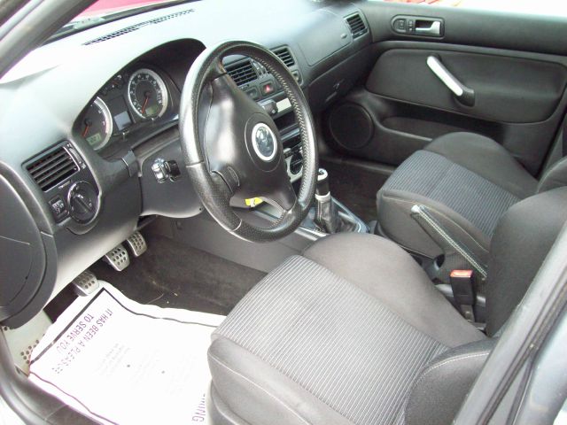 Volkswagen Jetta 2004 photo 1