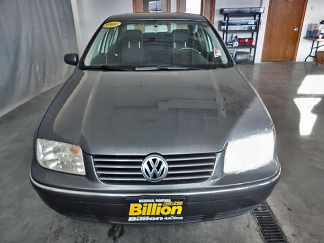 Volkswagen Jetta 2004 photo 2