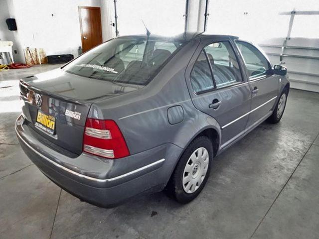 Volkswagen Jetta 2004 photo 4