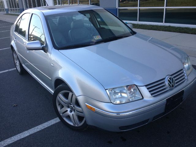 Volkswagen Jetta 2004 photo 3