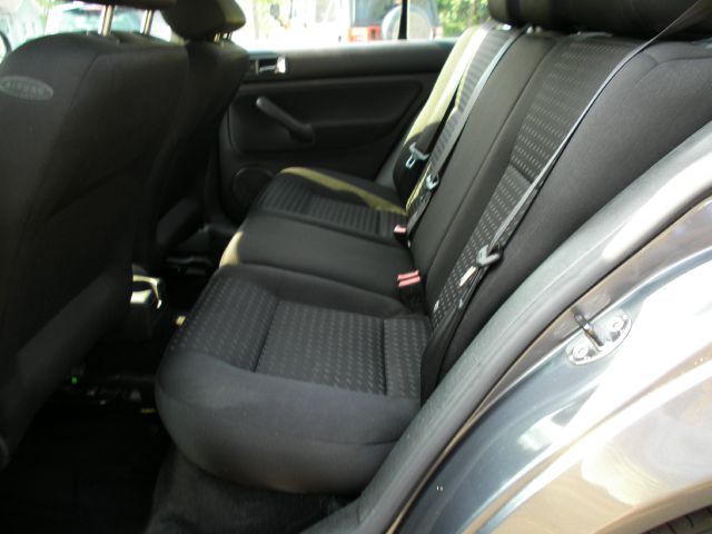 Volkswagen Jetta 2004 photo 18