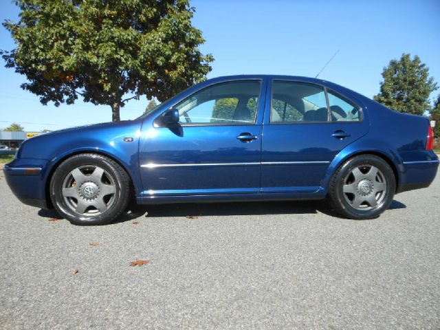 Volkswagen Jetta 2004 photo 1