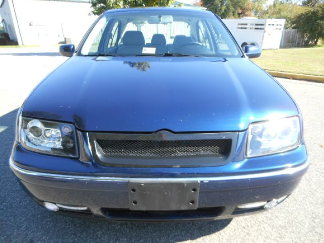 Volkswagen Jetta 2004 photo 4