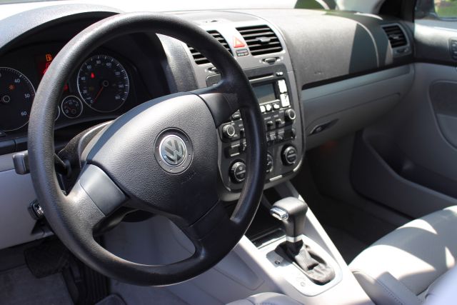 Volkswagen Jetta 2005 photo 1